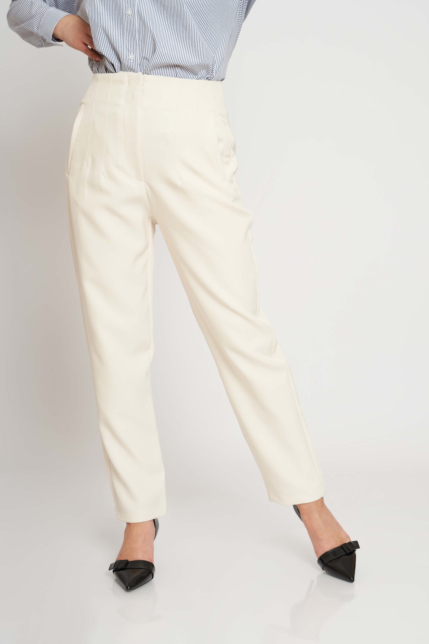 W.HIGH-WAIST TROUSERS