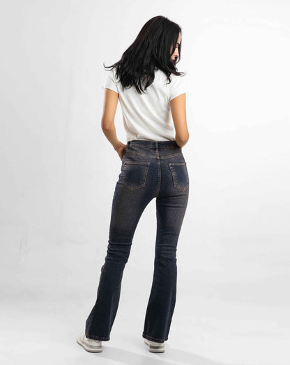 W.FLARE FIT JEANS