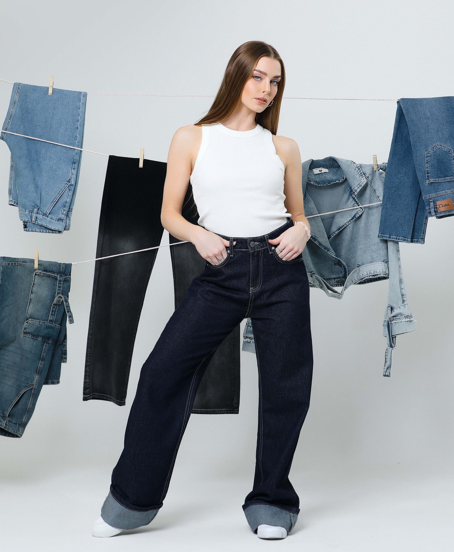 STRAIGHT-LEG MID-RISE JEANS